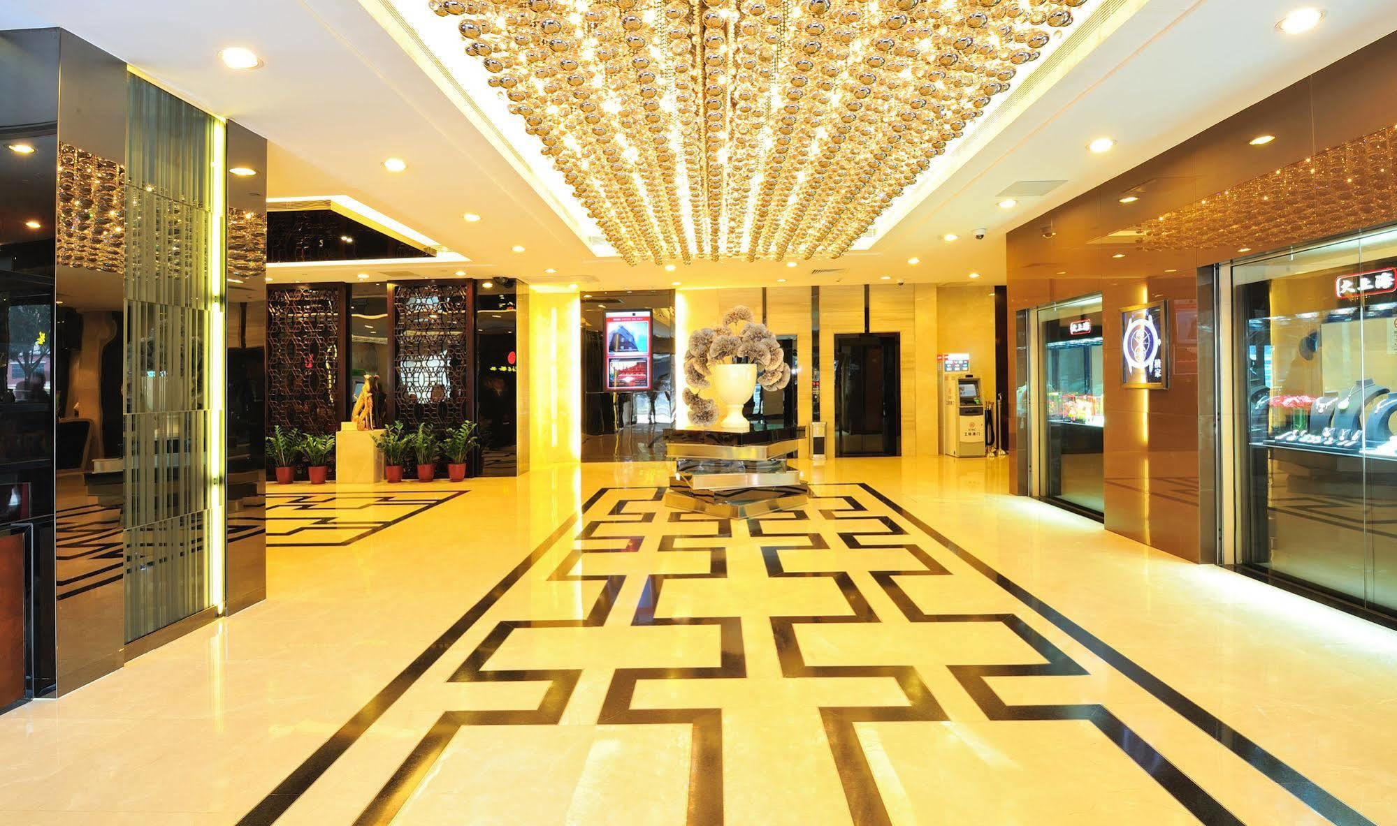 Hotel Beverly Plaza Makau Bagian luar foto
