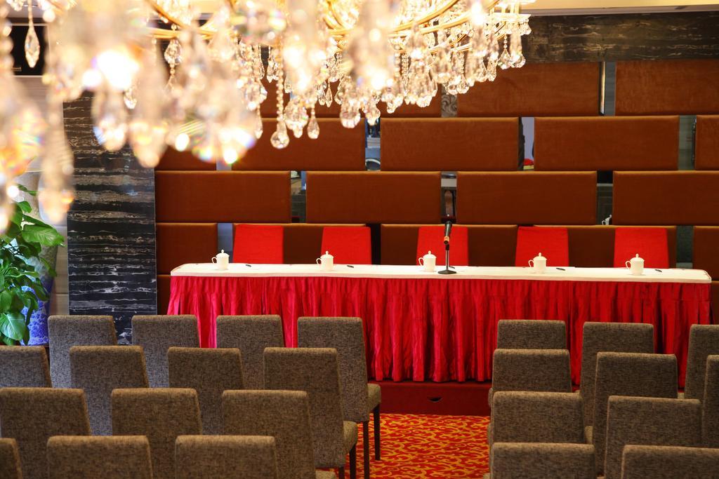 Hotel Beverly Plaza Makau Bagian luar foto